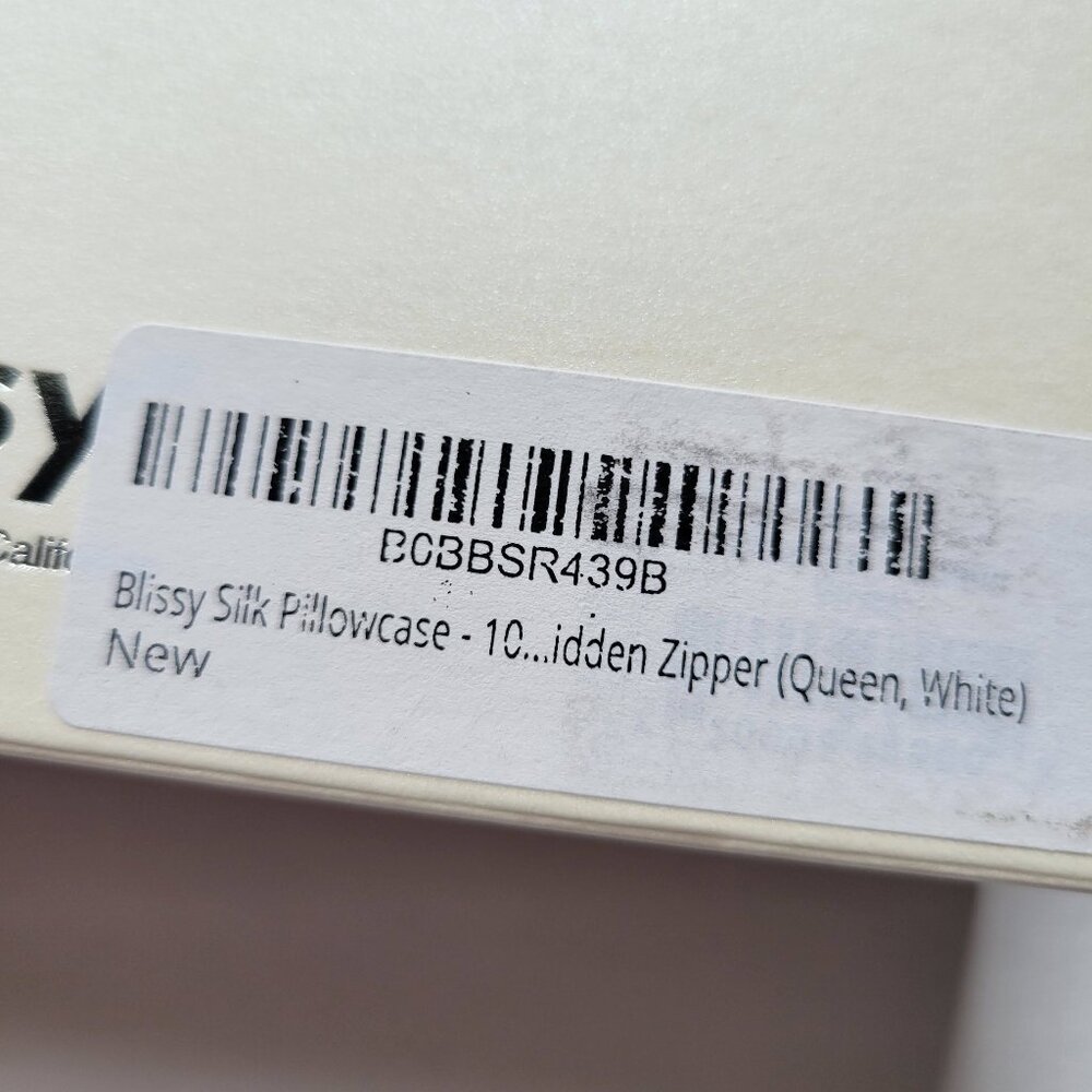 NWT Blissy 100% Silk Queen Pillowcase in White - Picture 6 of 10